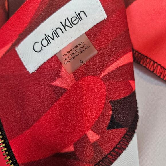 Calvin Klein Red Floral Bell Sleeve Sheath Dress Women's Size 6 Work Office Date - Picture 8 of 12